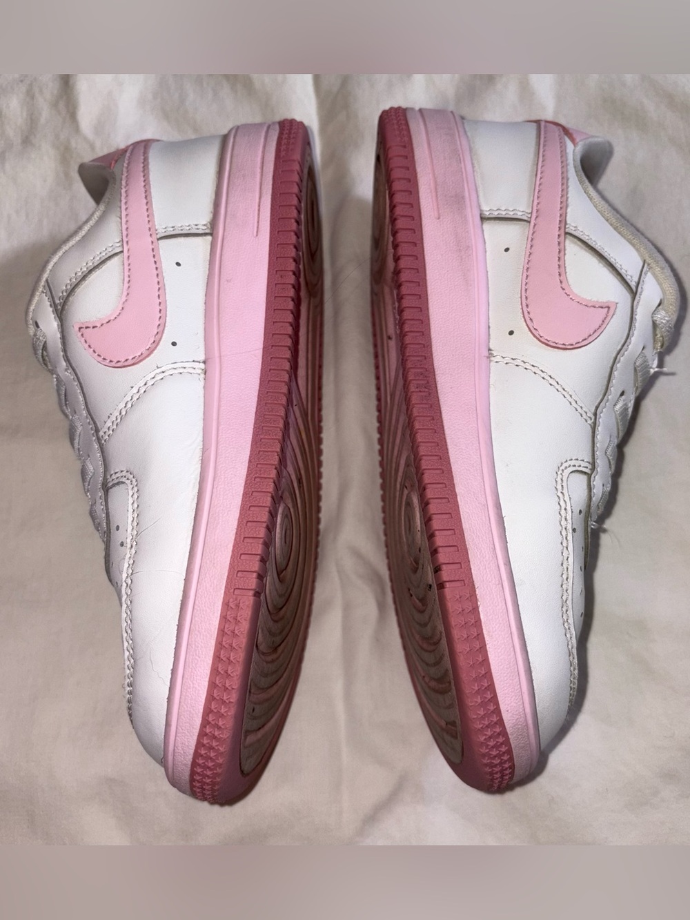Nike White and Pink Air Force 1 Sneakers 2.5y